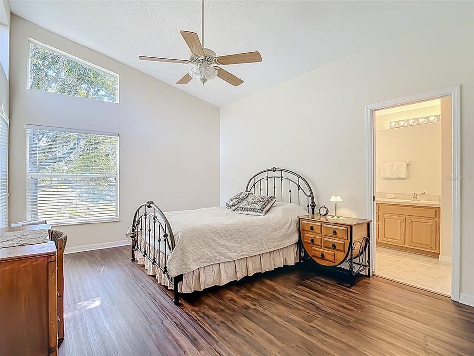 For Sale: $284,900 (3 beds, 2 baths, 1991 Square Feet)