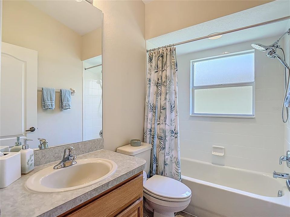 For Sale: $284,900 (3 beds, 2 baths, 1991 Square Feet)