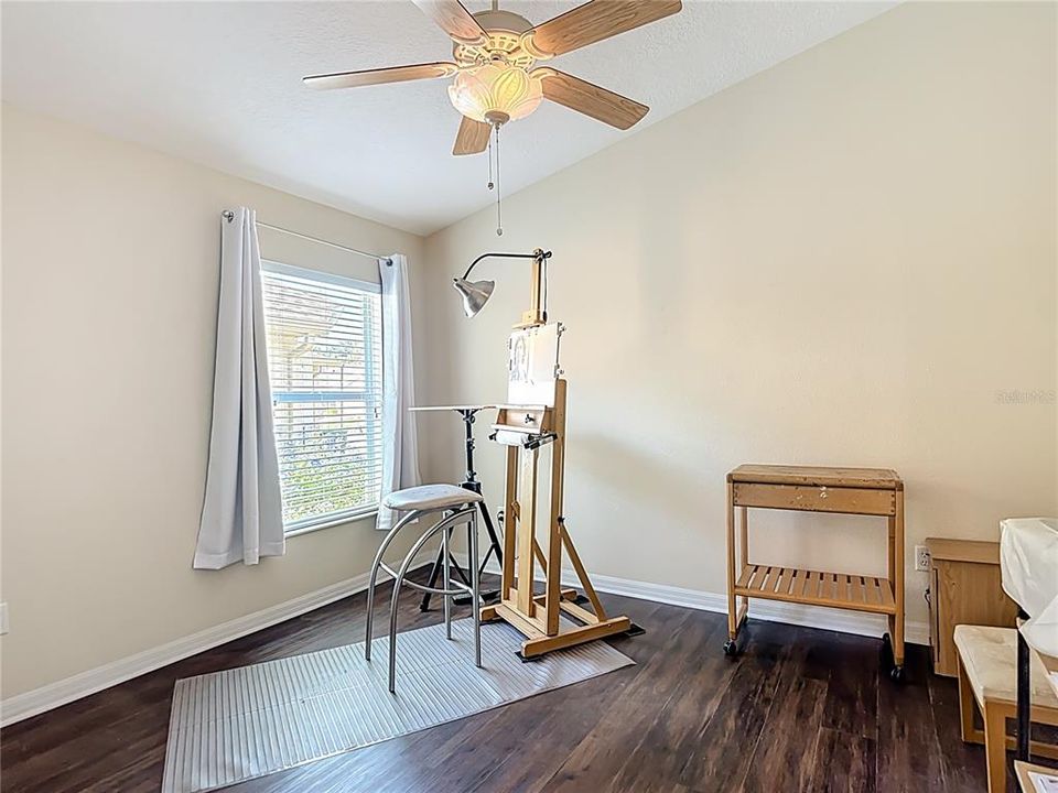 For Sale: $284,900 (3 beds, 2 baths, 1991 Square Feet)