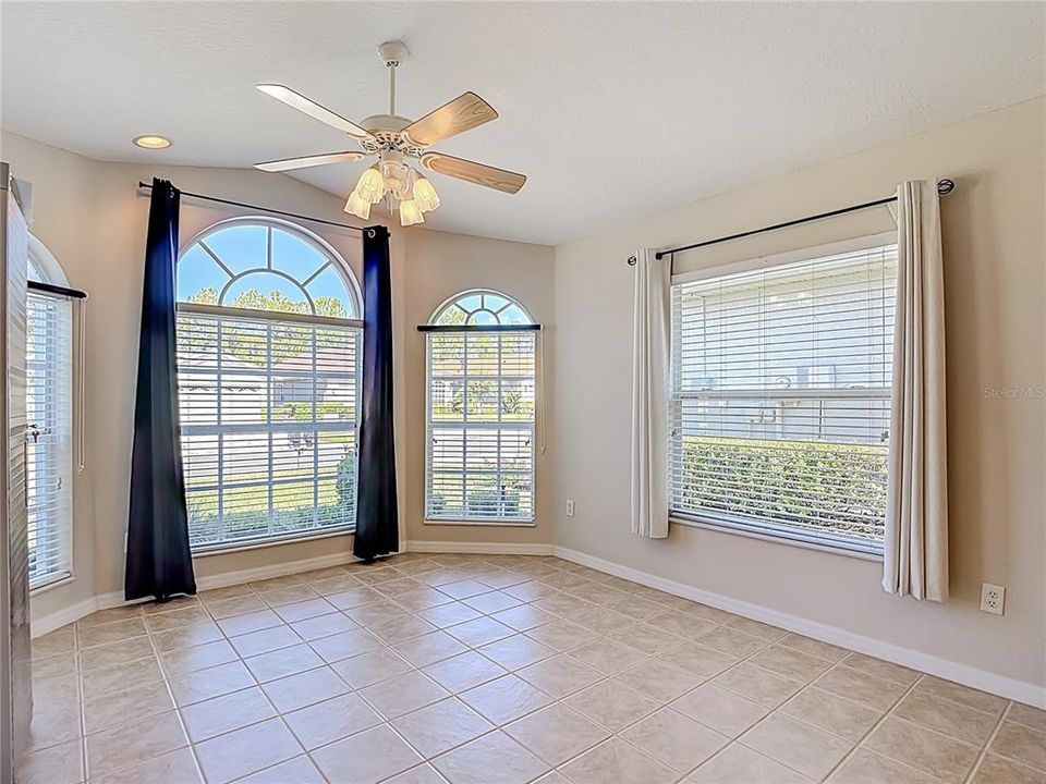 For Sale: $284,900 (3 beds, 2 baths, 1991 Square Feet)