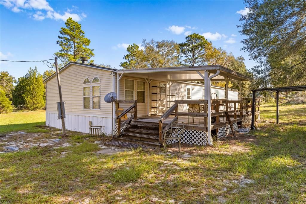 For Sale: $205,000 (3 beds, 2 baths, 1944 Square Feet)