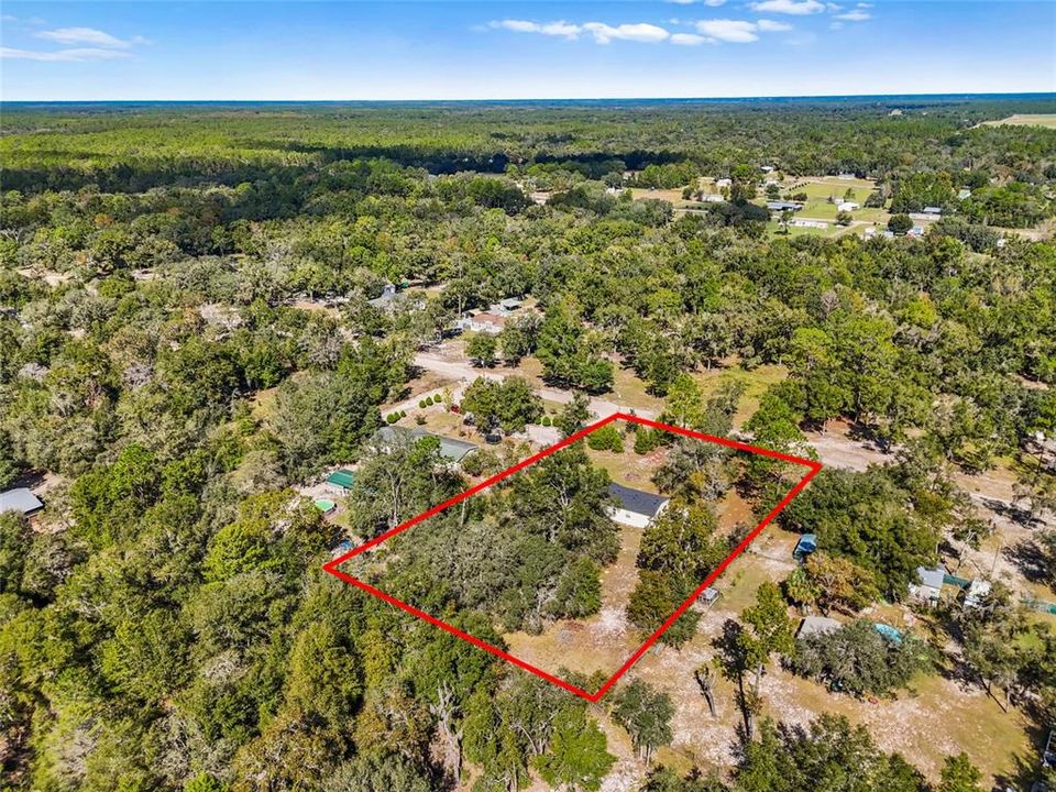 For Sale: $205,000 (3 beds, 2 baths, 1944 Square Feet)