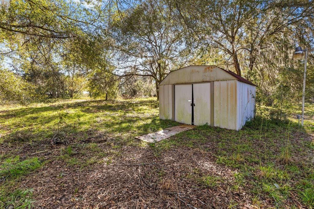 For Sale: $205,000 (3 beds, 2 baths, 1944 Square Feet)