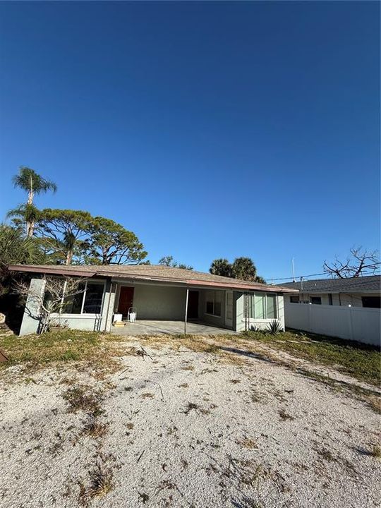 待售: $425,000 (3 贝兹, 0 浴室, 1990 平方英尺)