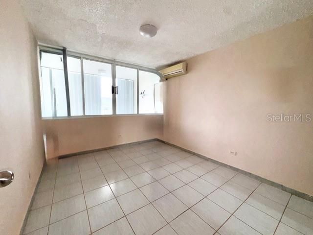 En Venta: $243,000 (1 camas, 1 baños, 798 Pies cuadrados)