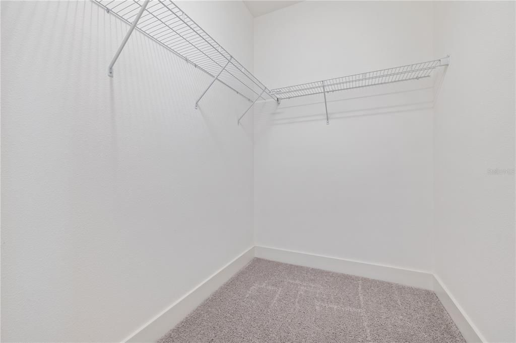 For Rent: $3,990 (4 beds, 3 baths, 2785 Square Feet)