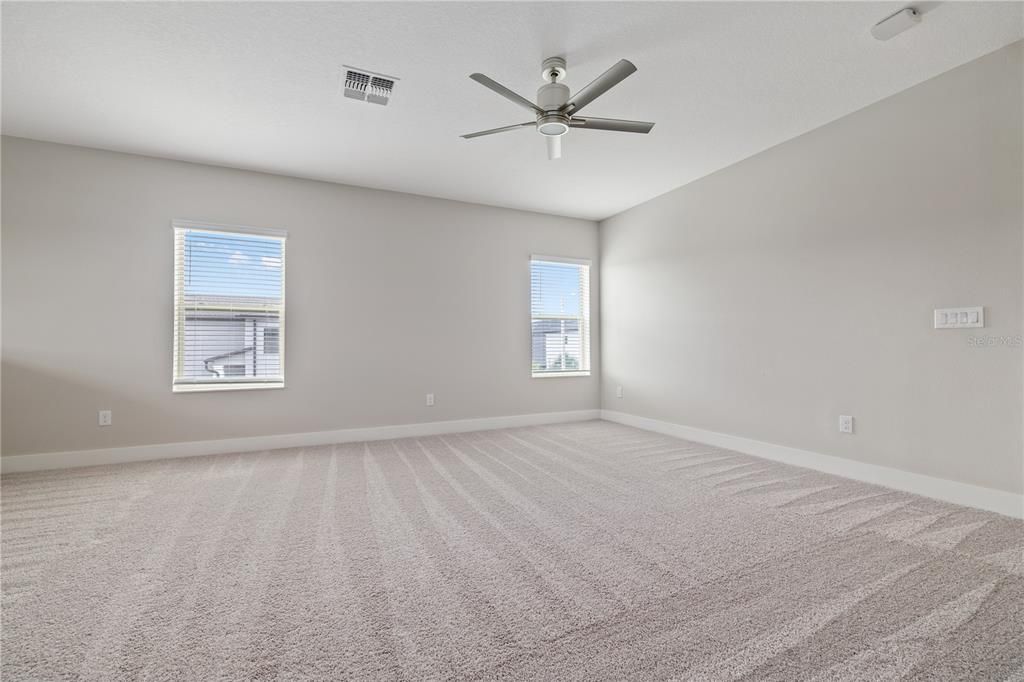 For Rent: $3,990 (4 beds, 3 baths, 2785 Square Feet)