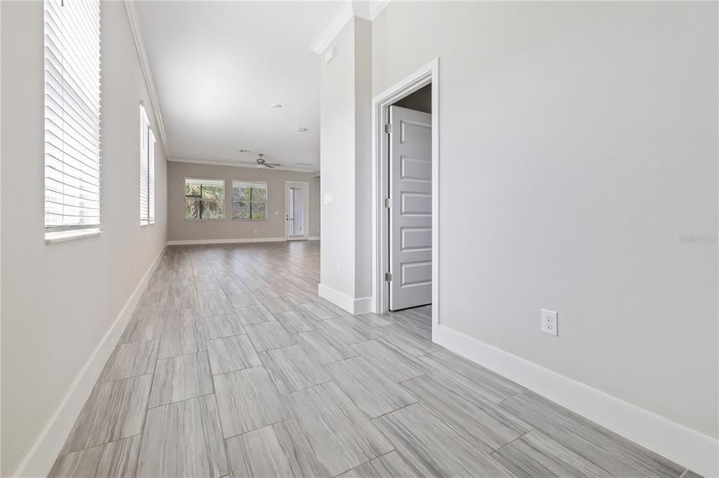 For Rent: $3,990 (4 beds, 3 baths, 2785 Square Feet)