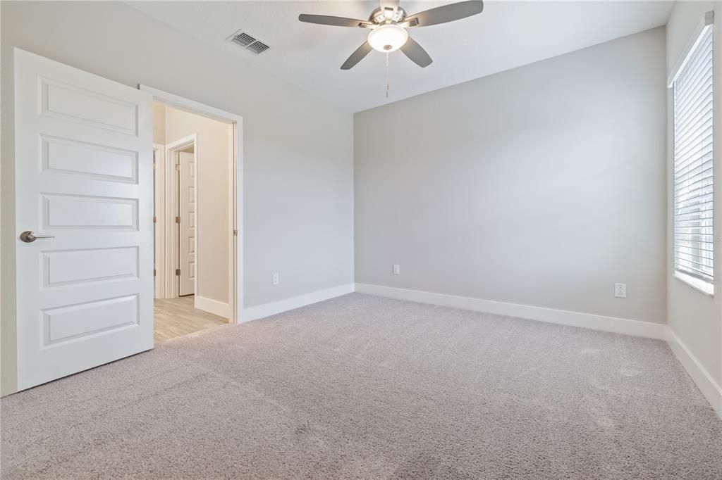 For Rent: $3,990 (4 beds, 3 baths, 2785 Square Feet)