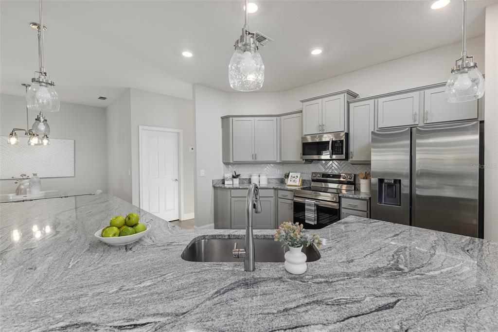 待售: $520,000 (5 贝兹, 3 浴室, 2776 平方英尺)