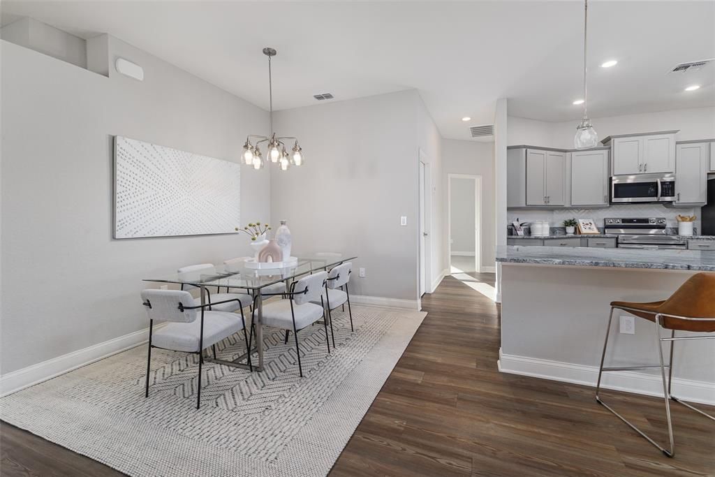 待售: $520,000 (5 贝兹, 3 浴室, 2776 平方英尺)