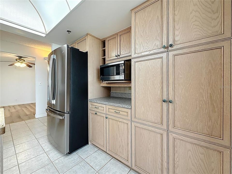 For Sale: $649,000 (3 beds, 2 baths, 1470 Square Feet)