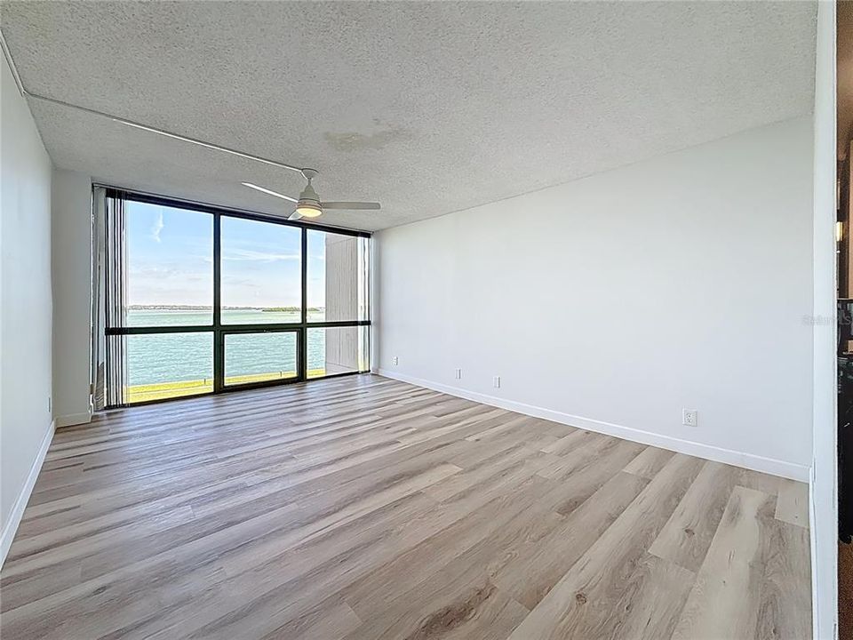 For Sale: $649,000 (3 beds, 2 baths, 1470 Square Feet)