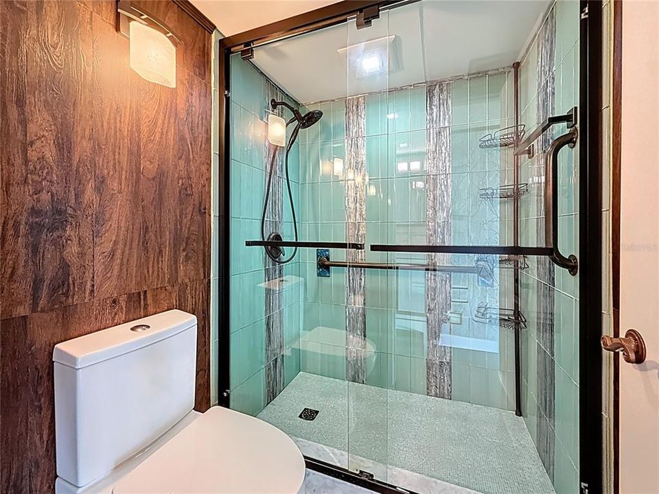 For Sale: $649,000 (3 beds, 2 baths, 1470 Square Feet)