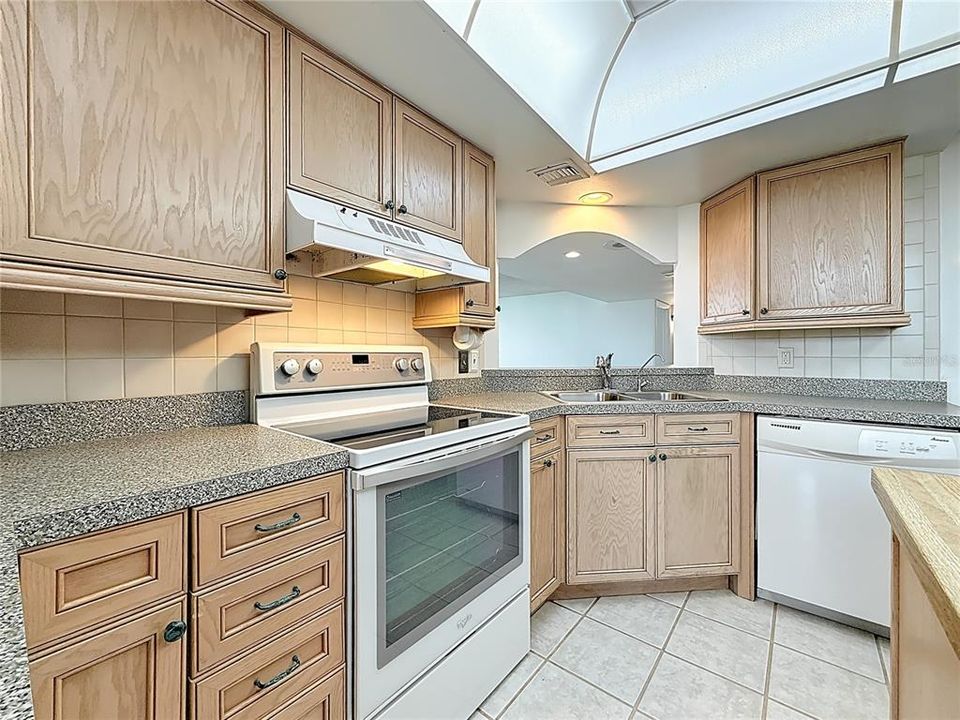 For Sale: $649,000 (3 beds, 2 baths, 1470 Square Feet)