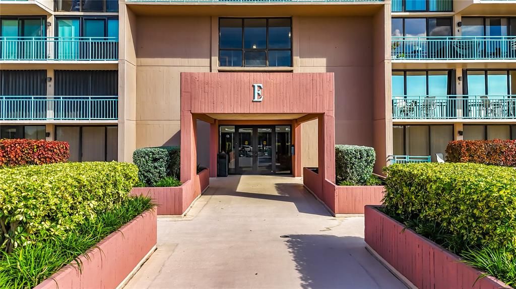 For Sale: $649,000 (3 beds, 2 baths, 1470 Square Feet)