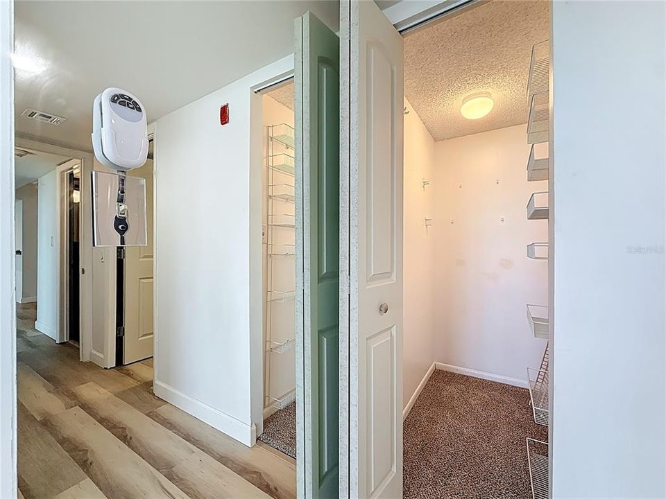 For Sale: $649,000 (3 beds, 2 baths, 1470 Square Feet)