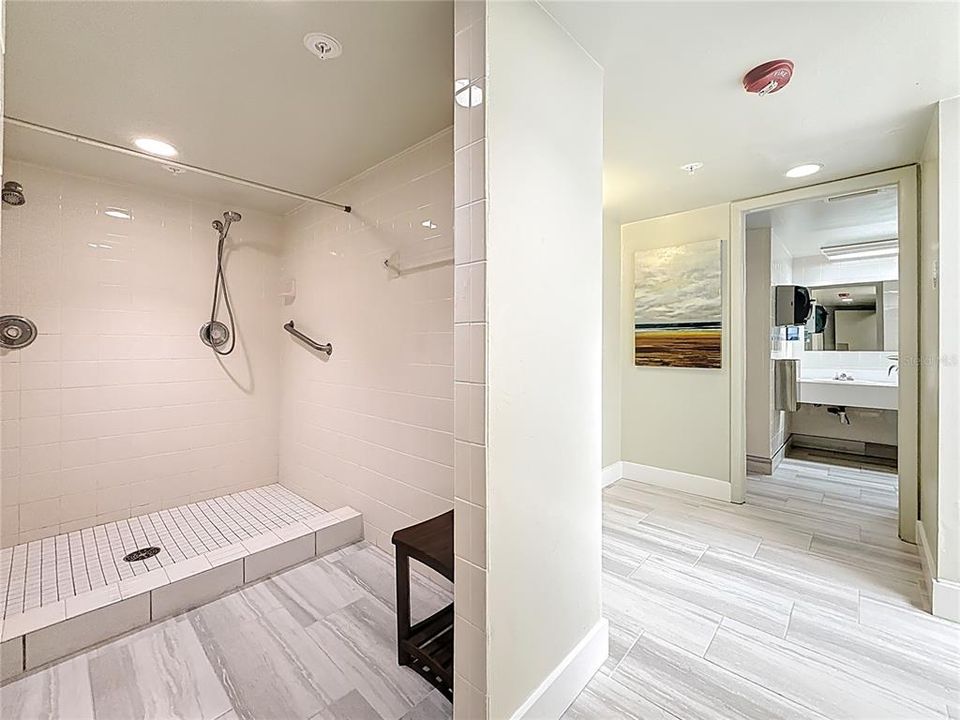 For Sale: $649,000 (3 beds, 2 baths, 1470 Square Feet)