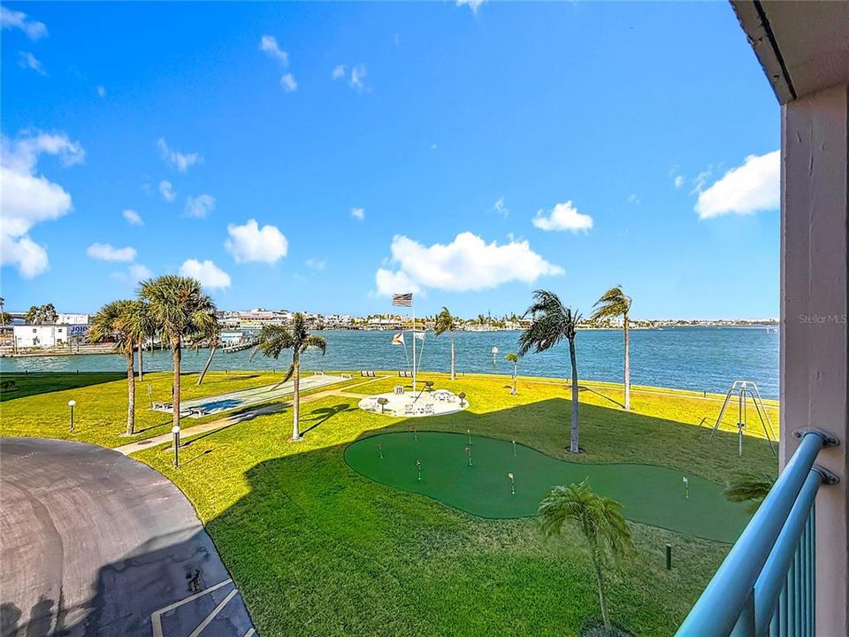 For Sale: $649,000 (3 beds, 2 baths, 1470 Square Feet)