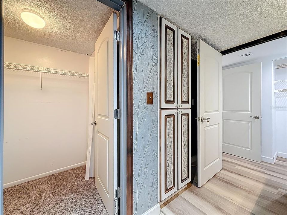 For Sale: $649,000 (3 beds, 2 baths, 1470 Square Feet)