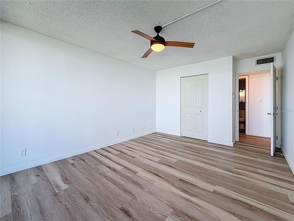 For Sale: $649,000 (3 beds, 2 baths, 1470 Square Feet)