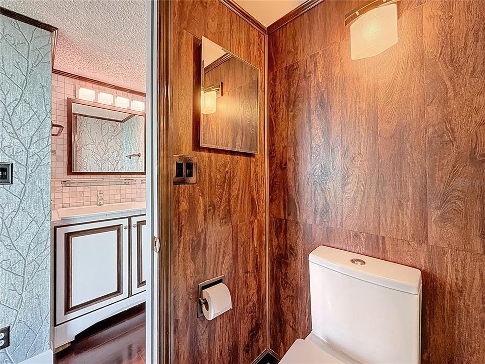 For Sale: $649,000 (3 beds, 2 baths, 1470 Square Feet)