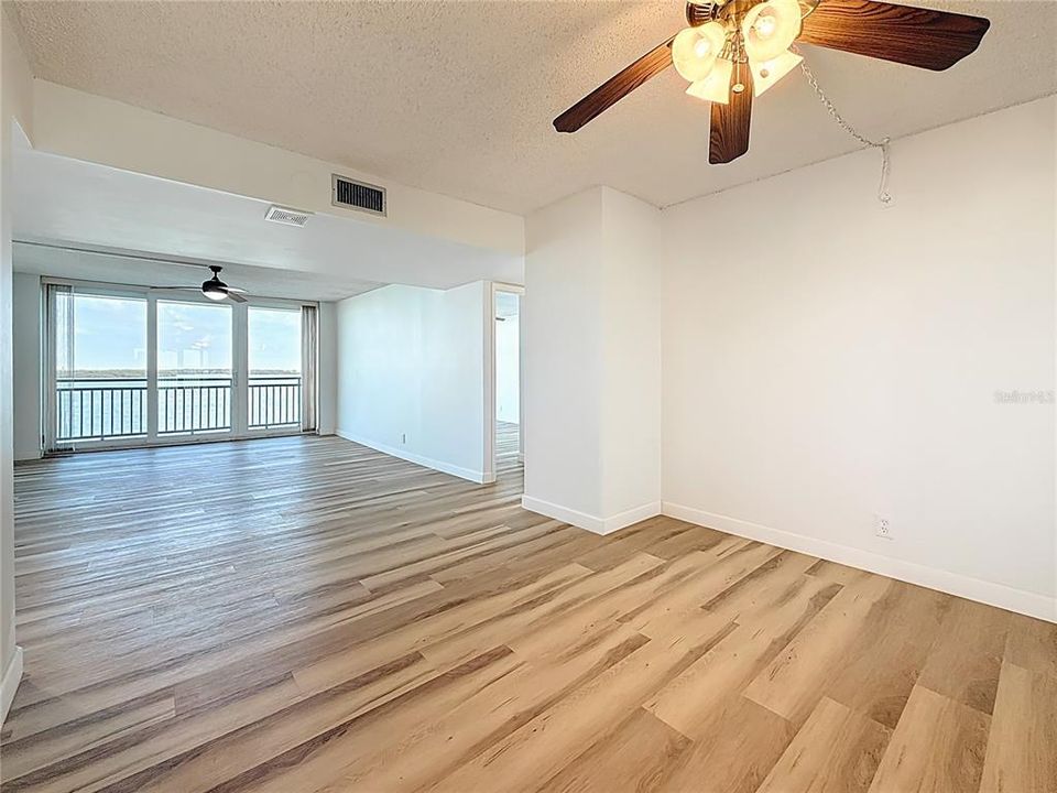 For Sale: $649,000 (3 beds, 2 baths, 1470 Square Feet)