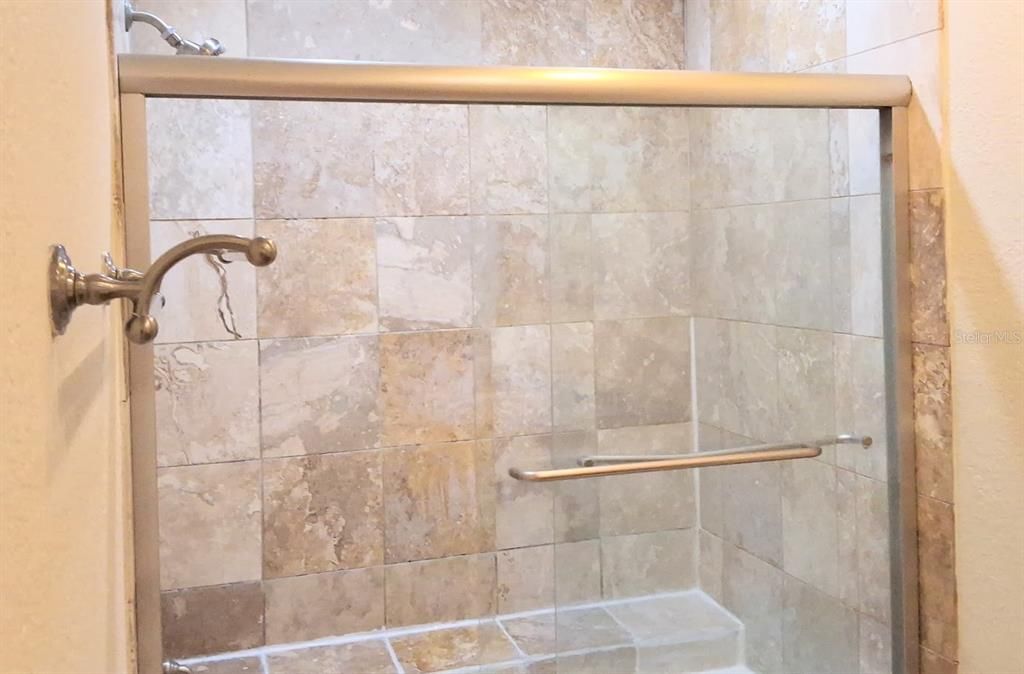 待售: $162,000 (1 贝兹, 1 浴室, 749 平方英尺)