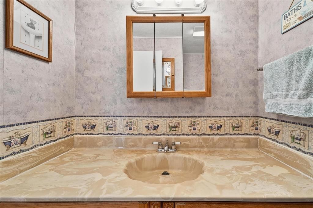 For Sale: $139,900 (3 beds, 2 baths, 1152 Square Feet)