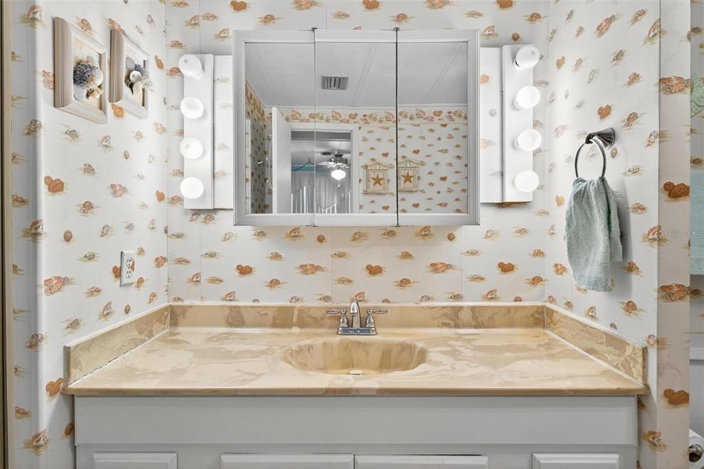 For Sale: $139,900 (3 beds, 2 baths, 1152 Square Feet)