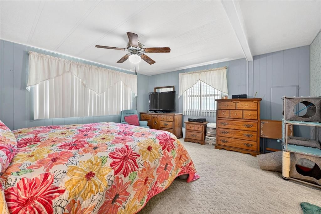 For Sale: $139,900 (3 beds, 2 baths, 1152 Square Feet)