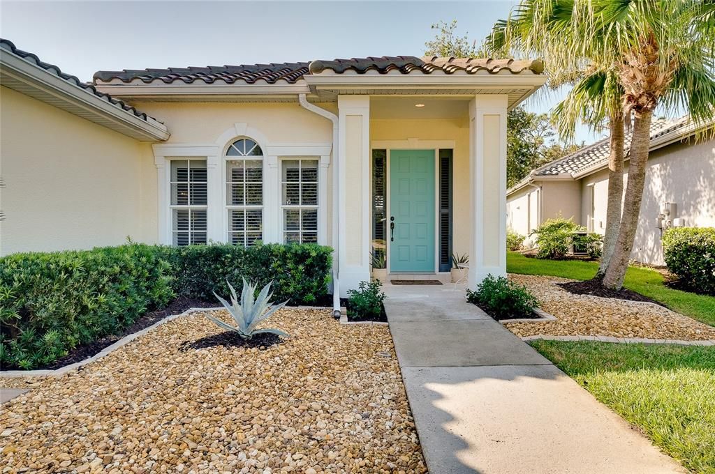 Active With Contract: $589,000 (3 beds, 2 baths, 1694 Square Feet)