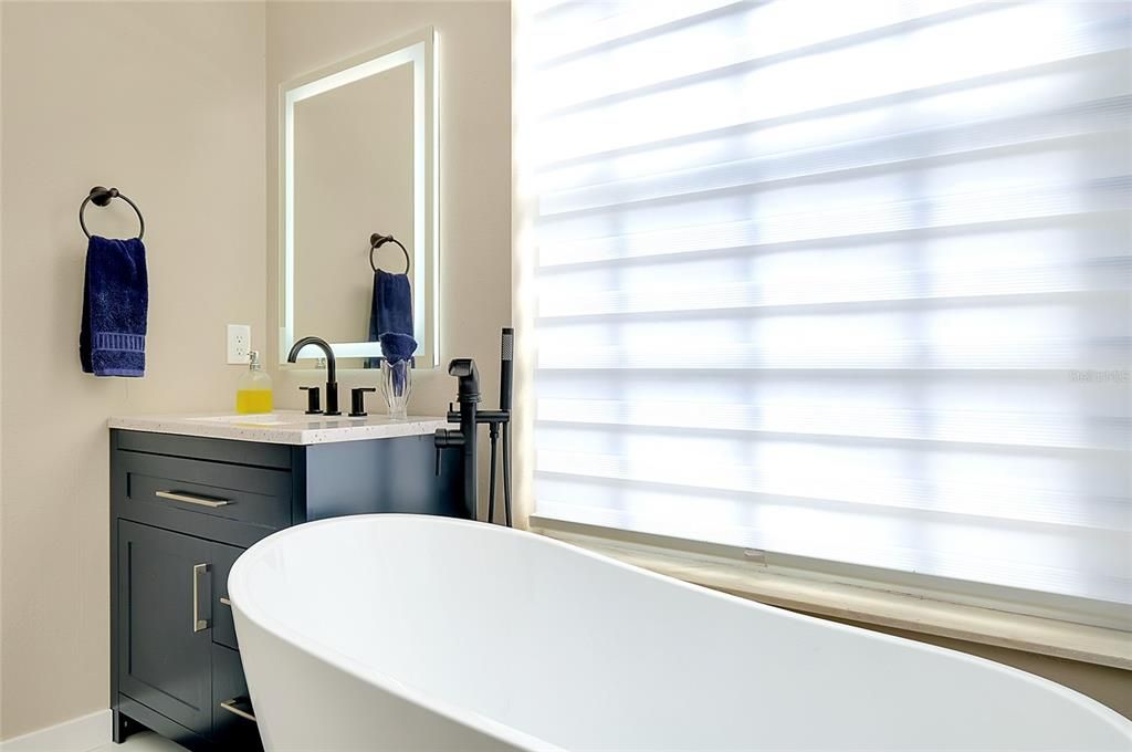 Active With Contract: $589,000 (3 beds, 2 baths, 1694 Square Feet)