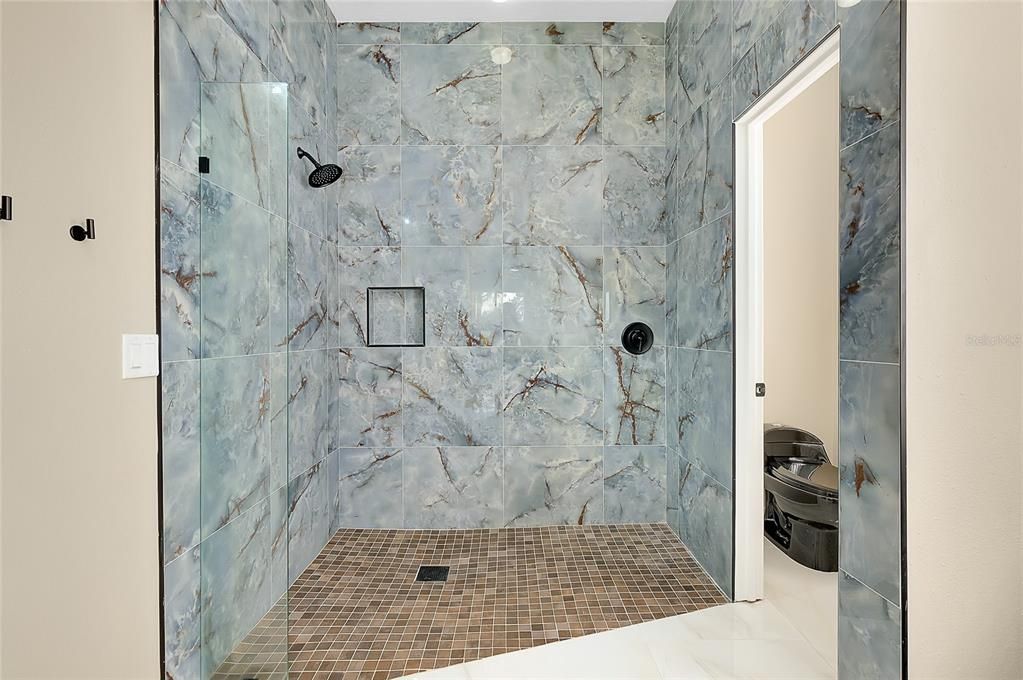 Active With Contract: $589,000 (3 beds, 2 baths, 1694 Square Feet)