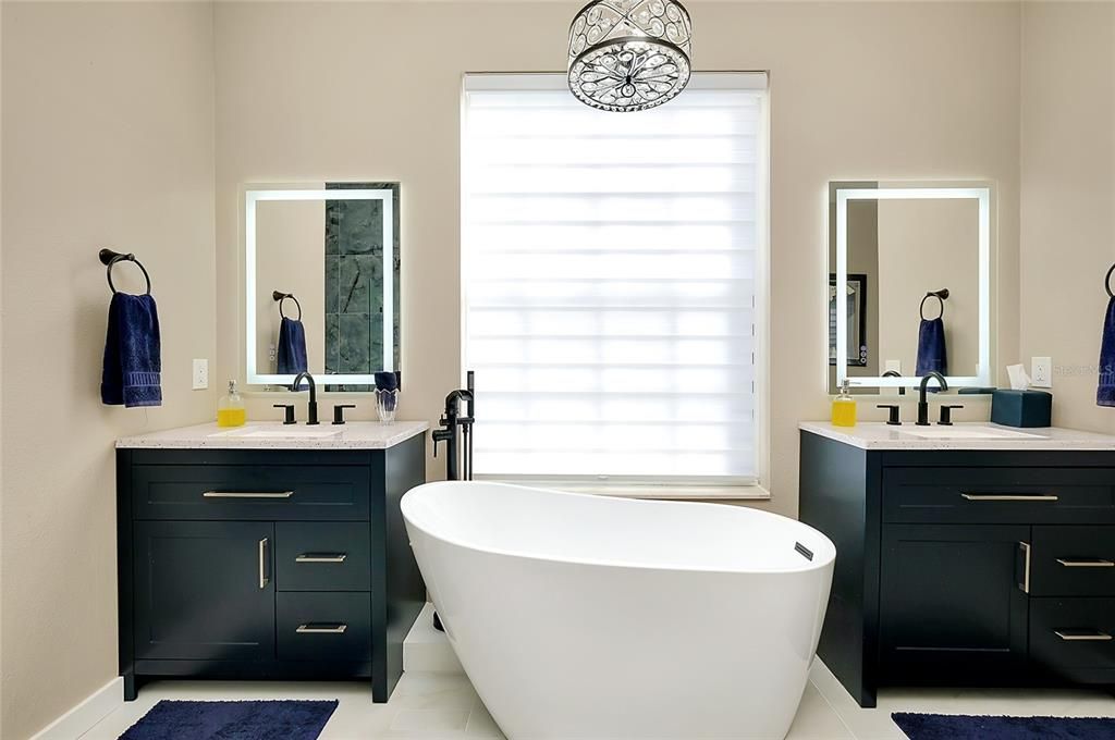 Active With Contract: $589,000 (3 beds, 2 baths, 1694 Square Feet)