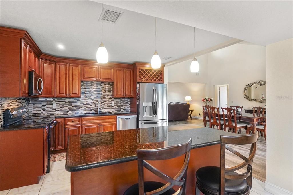 For Sale: $499,900 (3 beds, 2 baths, 1546 Square Feet)