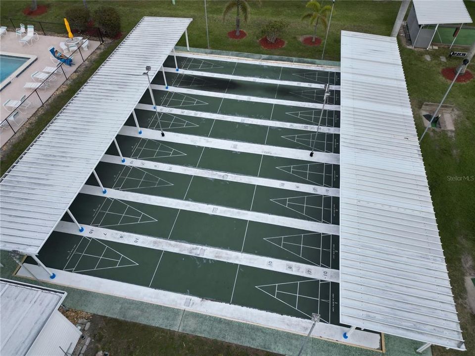 На продажу: $189,900 (2 спален, 1 ванн, 672 Квадратных фут)