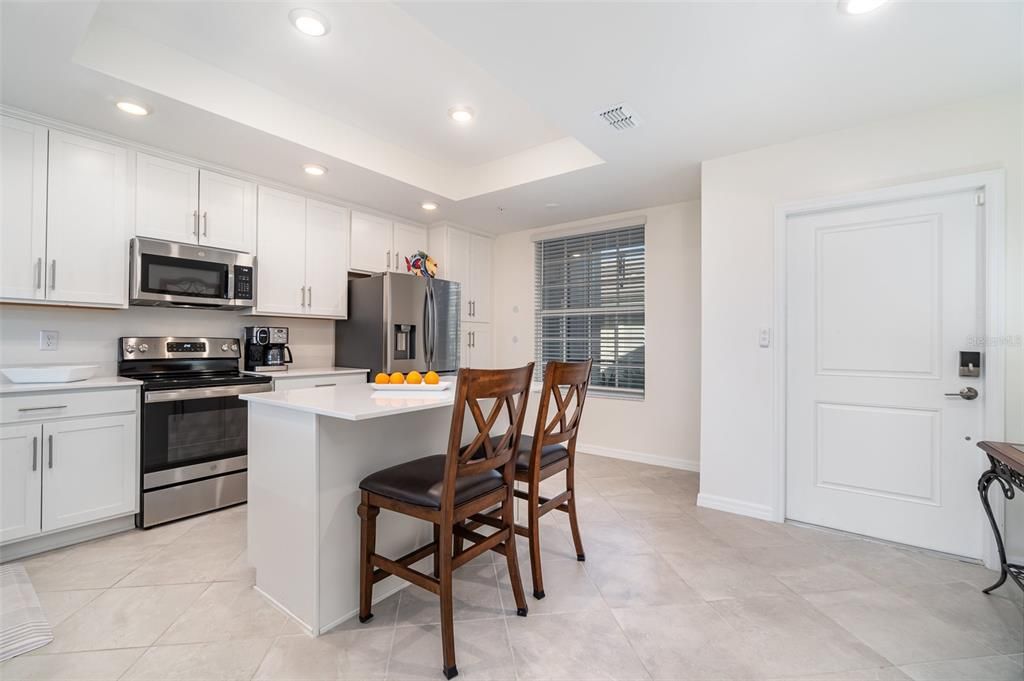 For Sale: $299,500 (2 beds, 2 baths, 1569 Square Feet)