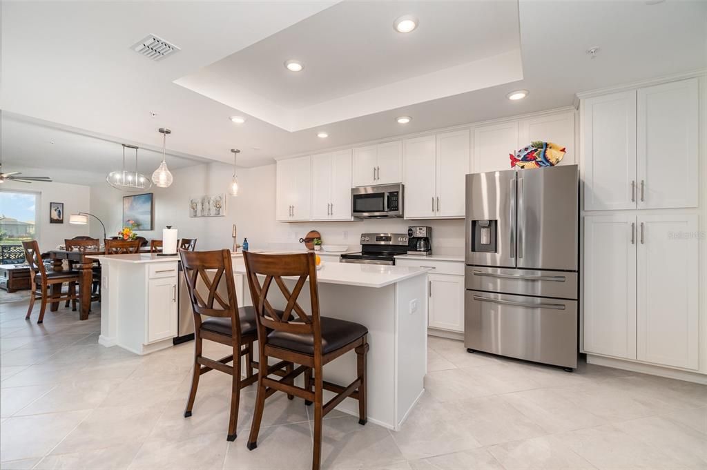 For Sale: $299,500 (2 beds, 2 baths, 1569 Square Feet)