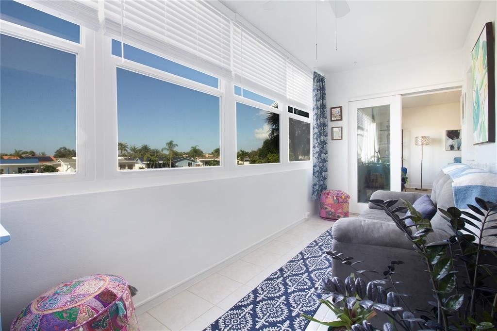 Active With Contract: $224,500 (2 beds, 2 baths, 1040 Square Feet)