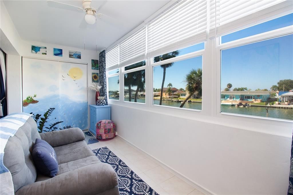 Active With Contract: $224,500 (2 beds, 2 baths, 1040 Square Feet)