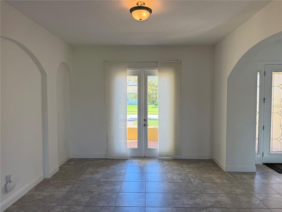 En Venta: $898,900 (5 camas, 5 baños, 5623 Pies cuadrados)