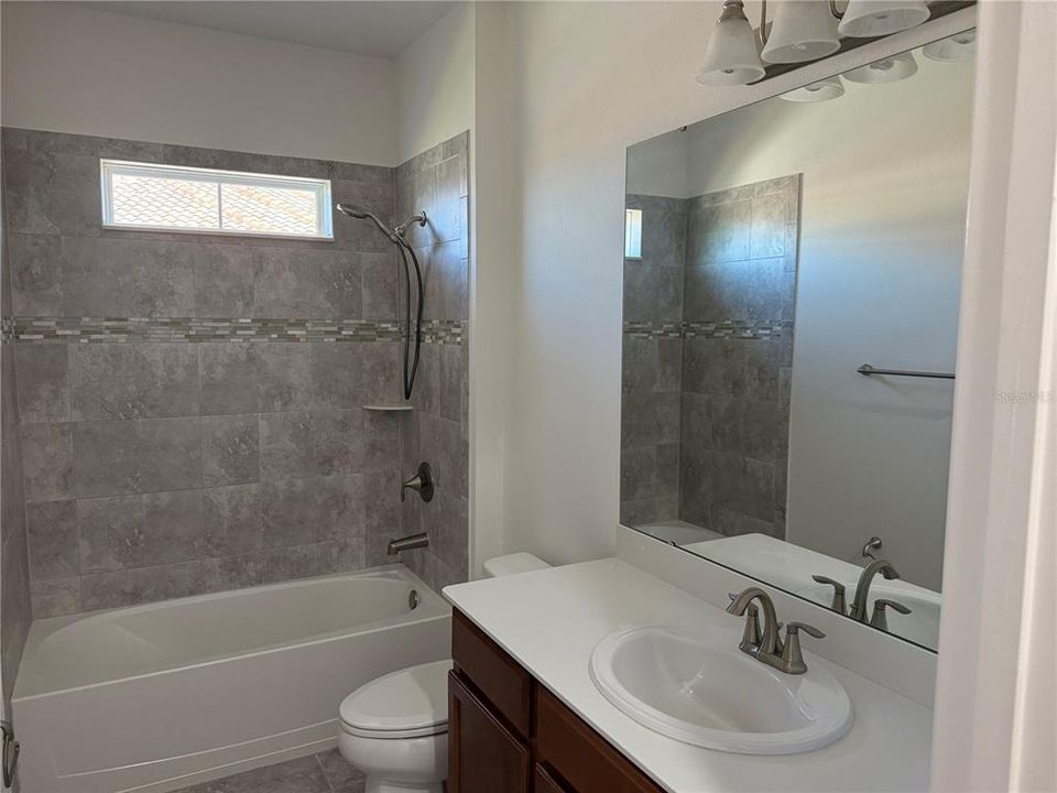 En Venta: $898,900 (5 camas, 5 baños, 5623 Pies cuadrados)