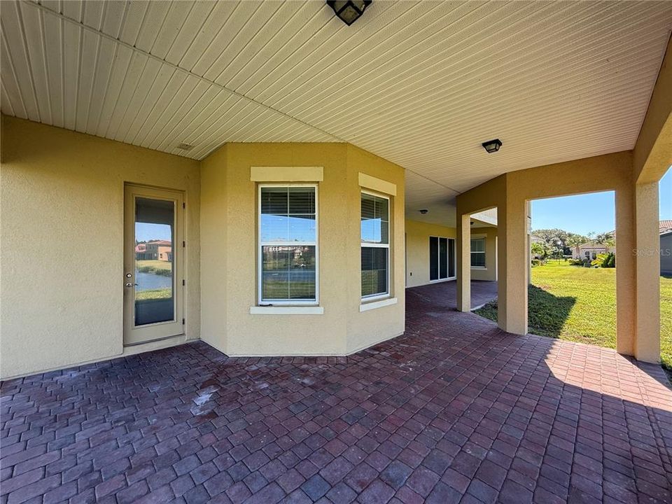 En Venta: $898,900 (5 camas, 5 baños, 5623 Pies cuadrados)