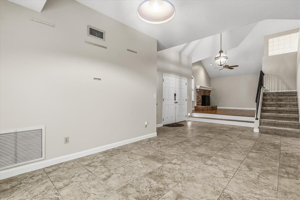 For Sale: $669,000 (4 beds, 2 baths, 2192 Square Feet)