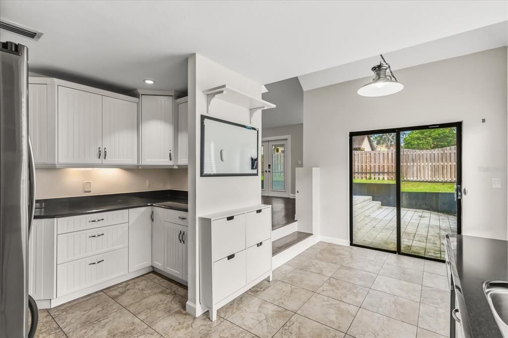 For Sale: $669,000 (4 beds, 2 baths, 2192 Square Feet)