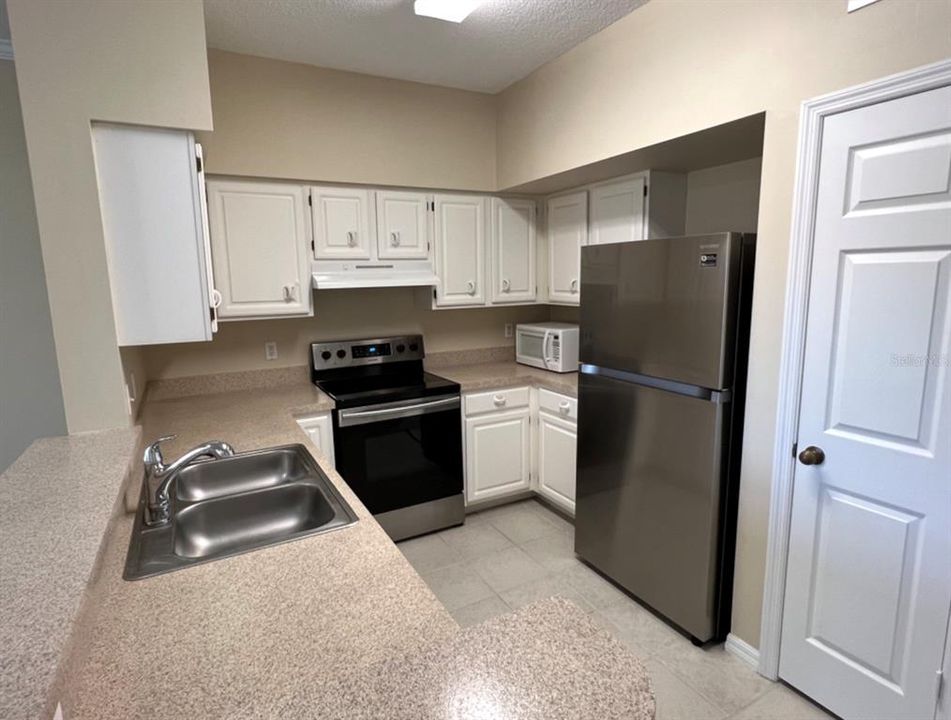 For Rent: $1,850 (2 beds, 2 baths, 1134 Square Feet)