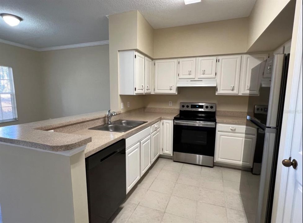 For Rent: $1,850 (2 beds, 2 baths, 1134 Square Feet)