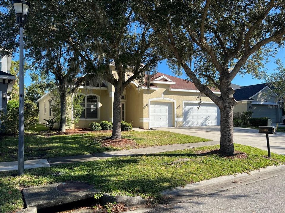 For Sale: $505,000 (4 beds, 3 baths, 2226 Square Feet)