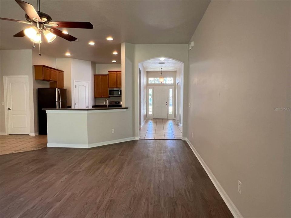 For Sale: $505,000 (4 beds, 3 baths, 2226 Square Feet)